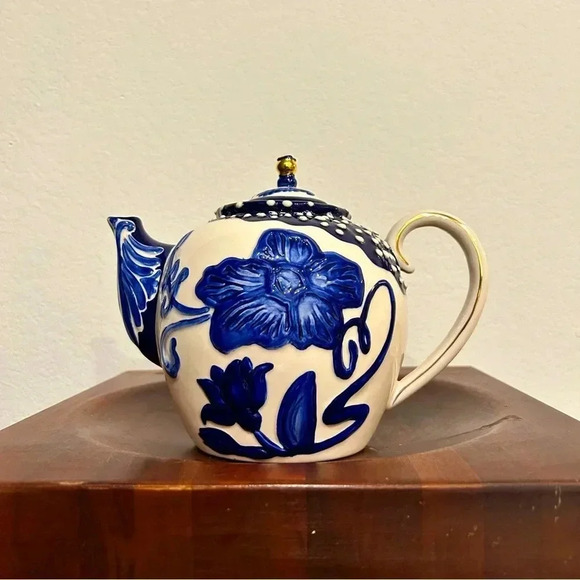 Heather Goldminc Blue Sky Clayworks Blue and White Teapot - Picture 1 of 10